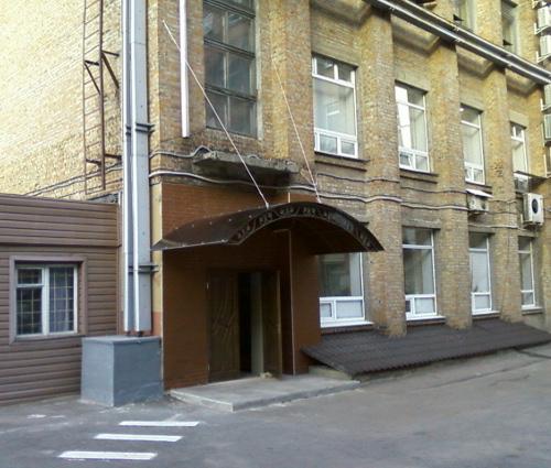 ПОЛИКАРБОНАТНЫЕ конструкции, КАРКАСЫ